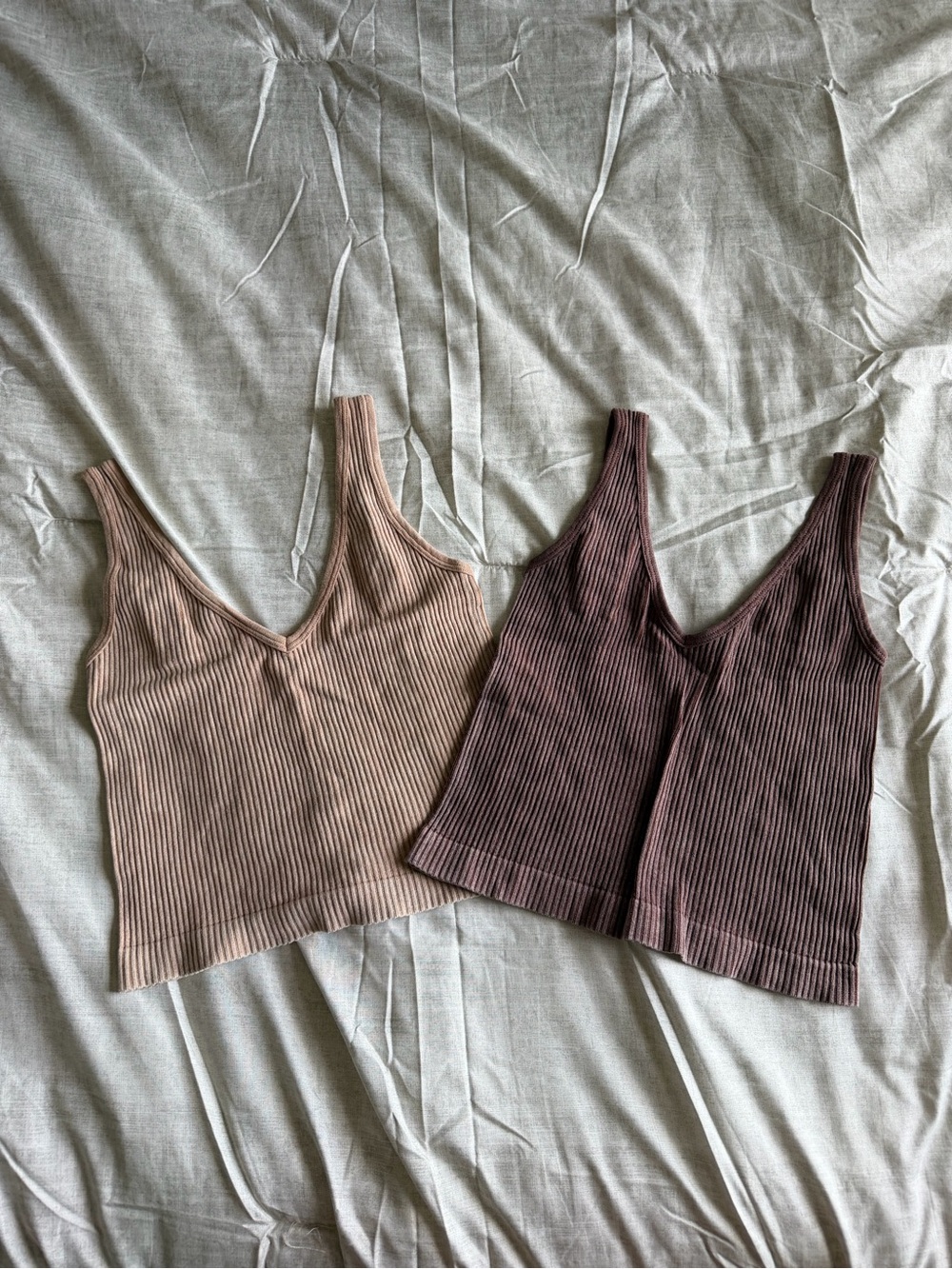 Aura Neutral Ribbed V-Neckline Cropped Tank Top Bundle (M/L)